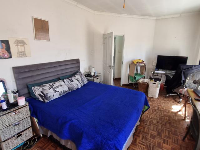 3 Bedroom House For Sale in Brackendowns