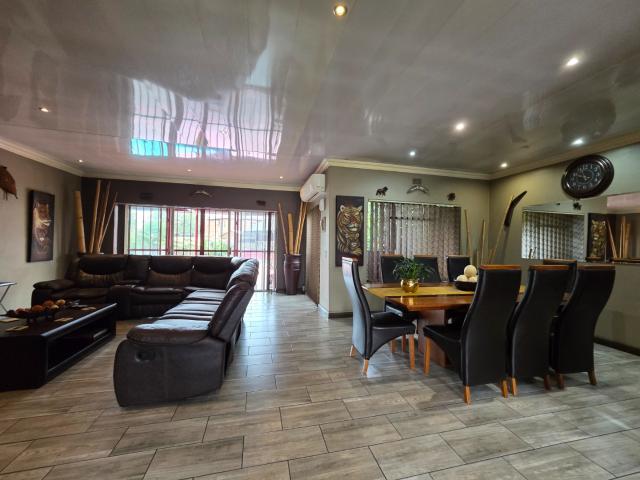 3 Bedroom House For Sale in Brackenhurst