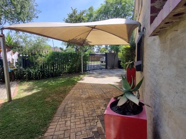 3 Bedroom House For Sale in Brackenhurst