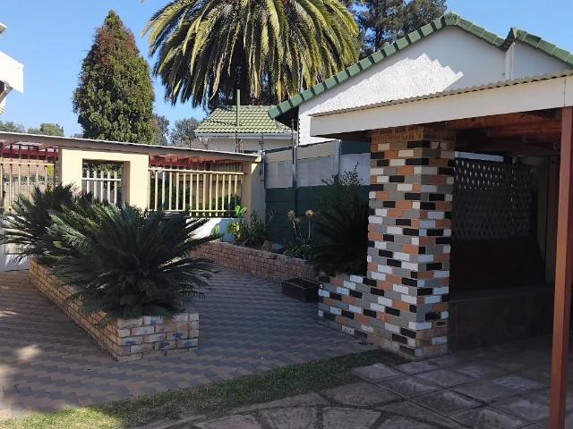 3 Bedroom House For Sale in Brackenhurst