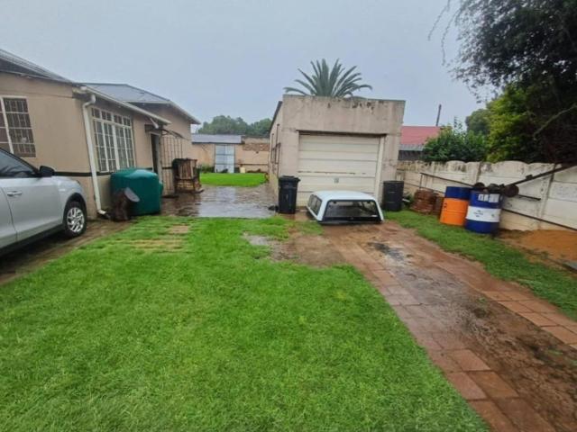 3 Bedroom House For Sale in Brakpan Central