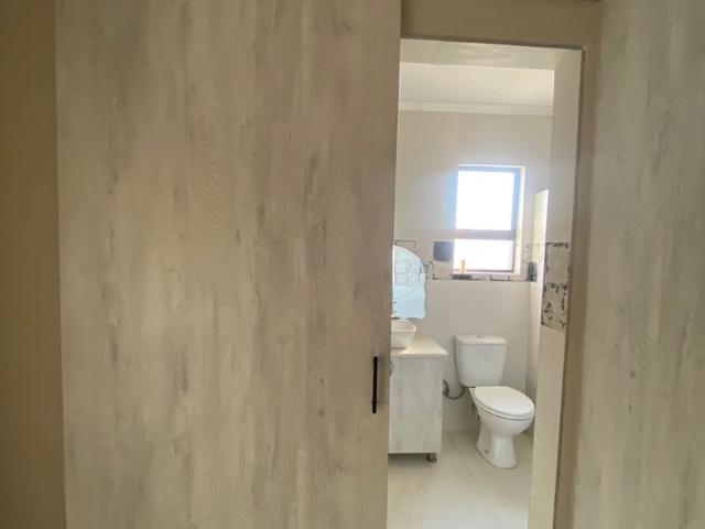 3 Bedroom House For Sale in Brakpan North