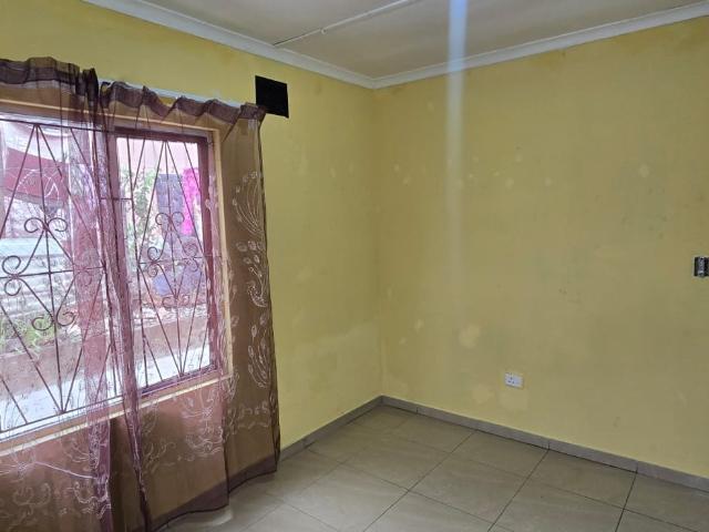 3 Bedroom House For Sale in Brookdale