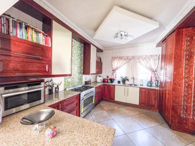 3 Bedroom House For Sale in Brooklands Lifestyle Estate