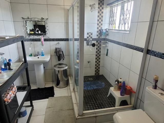 3 Bedroom House For Sale in Buffels Bosch