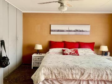 3 Bedroom House For Sale in Gillview