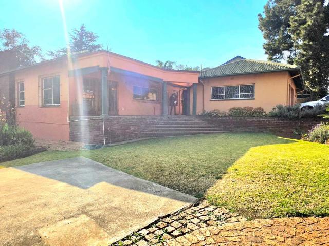 3 Bedroom House For Sale in Glenvista
