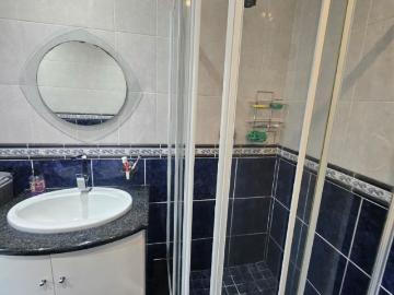 3 Bedroom House For Sale in Glenvista