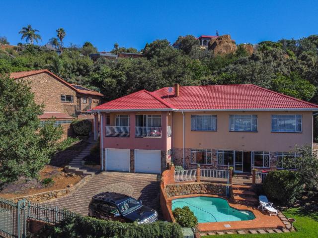 3 Bedroom House For Sale in Glenvista