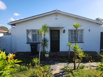 House for sale in City of Cape Town - Garden