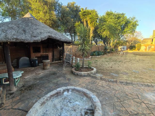 3 Bedroom House For Sale in Greenhills