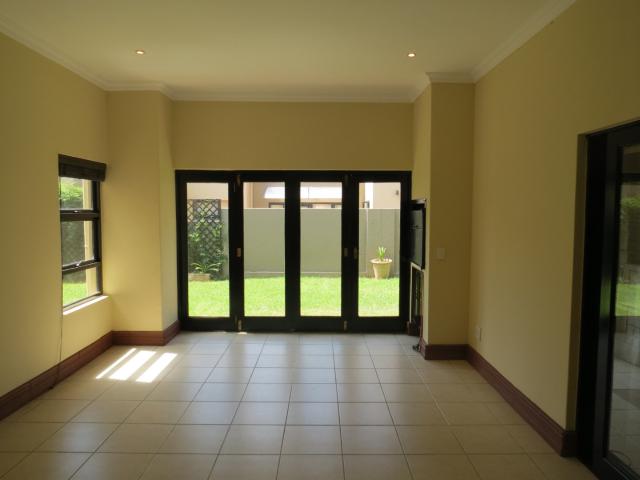 3 Bedroom House For Sale in Greenstone Hill
