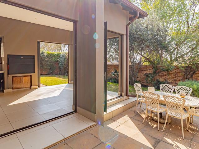 3 Bedroom House For Sale in Greenstone Hill