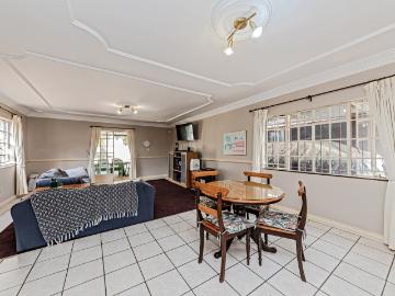 3 Bedroom House For Sale in Greymont