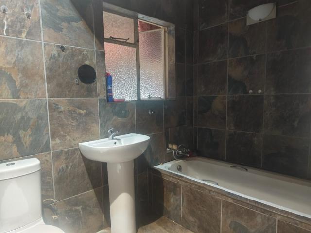 3 Bedroom House For Sale in Greylingstad