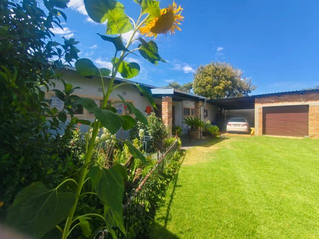 3 Bedroom House For Sale in Grootvlei