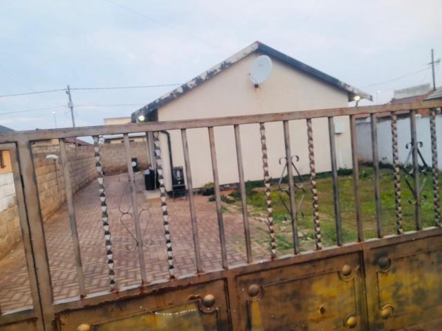 3 Bedroom House For Sale in Dobsonville Gardens
