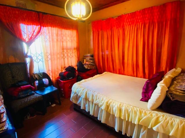 3 Bedroom House For Sale in Dobsonville Ext 2