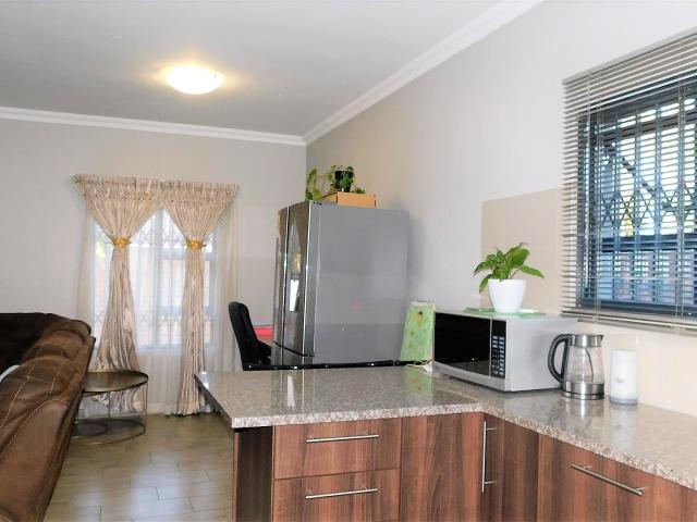 3 Bedroom House For Sale in Doornpoort