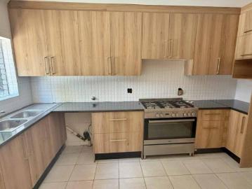 3 Bedroom House For Sale in Doornpoort