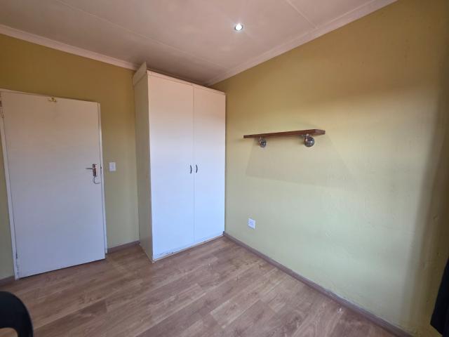 3 Bedroom House For Sale in Dawn Park