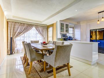 3 Bedroom House For Sale in Dawn Park