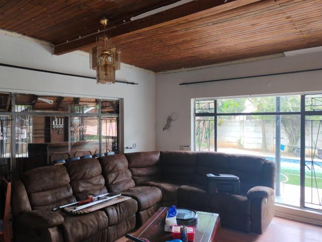 3 Bedroom House For Sale in Dal Fouche