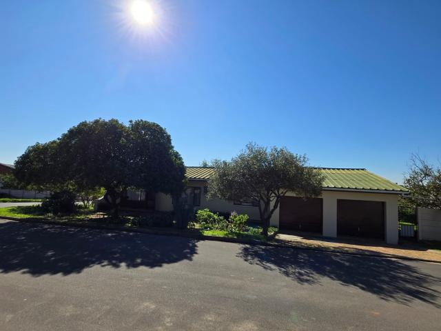 3 Bedroom House For Sale in Darling