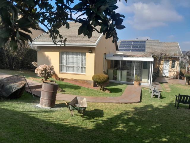 3 Bedroom House For Sale in De Wetshof