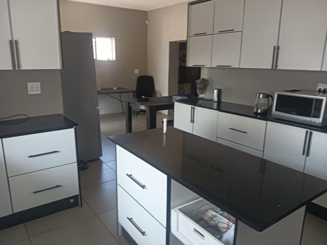 3 Bedroom House For Sale in Delville