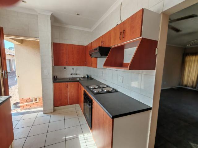 3 Bedroom House For Sale in Dersley