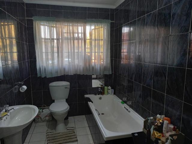 3 Bedroom House For Sale in Dersley