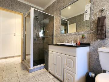 3 Bedroom House For Sale in Die Wilgers