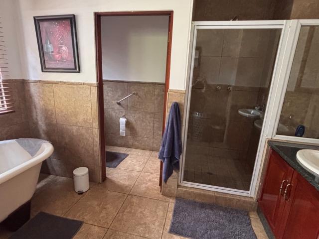 3 Bedroom House For Sale in Emfuleni Golf Estate