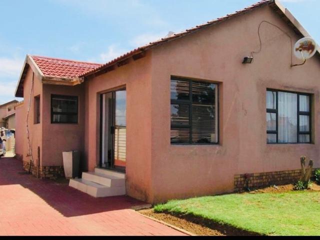 3 Bedroom House For Sale in Ennerdale