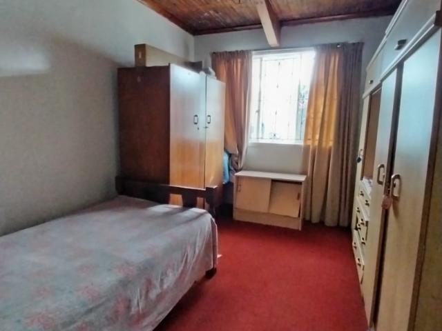 3 Bedroom House For Sale in Eastbury