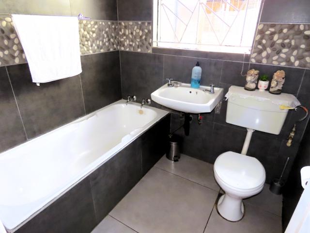 3 Bedroom House For Sale in Eersterust