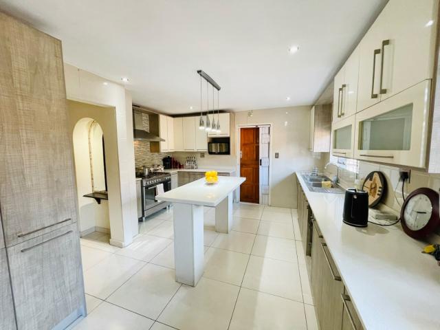 3 Bedroom House For Sale in Elandspark