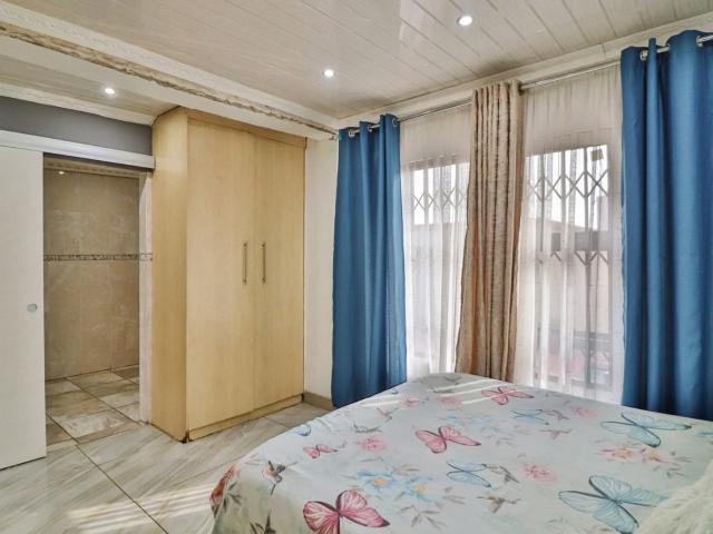 3 Bedroom House For Sale in Eldorado Park