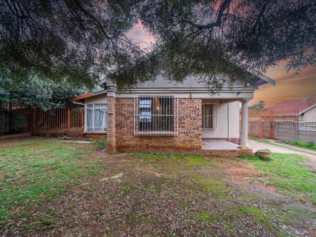 3 Bedroom House For Sale in Elsburg