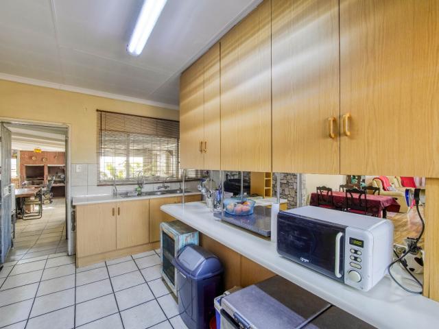 3 Bedroom House For Sale in Erasmus