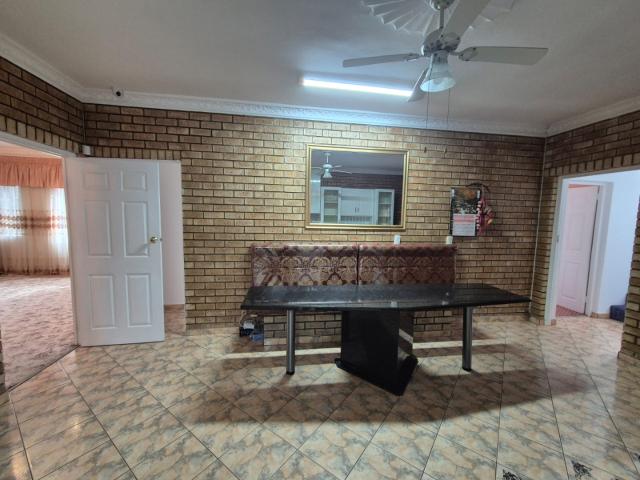 3 Bedroom House For Sale in Escombe