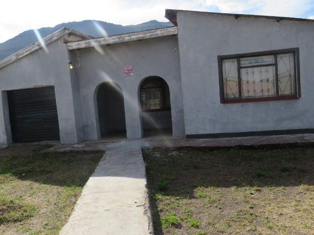 3 Bedroom House For Sale in Ezibeleni