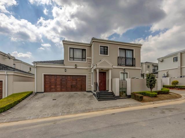 3 Bedroom House For Sale in Fourways