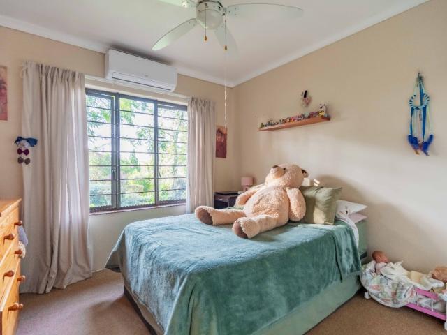 3 Bedroom House For Sale in Forest Hills