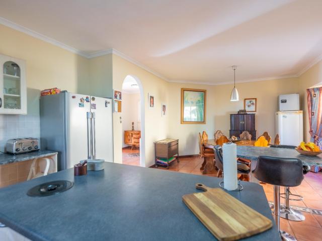 3 Bedroom House For Sale in Forest Hills