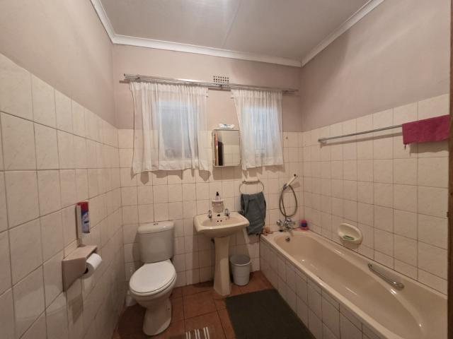3 Bedroom House For Sale in Fauna Park