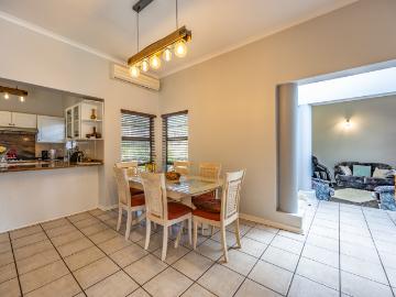 3 Bedroom House For Sale in Faerie Glen