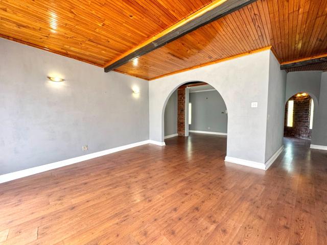 3 Bedroom House For Sale in Fernglen