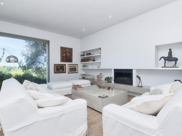 3 Bedroom House For Sale in Fernkloof Estate